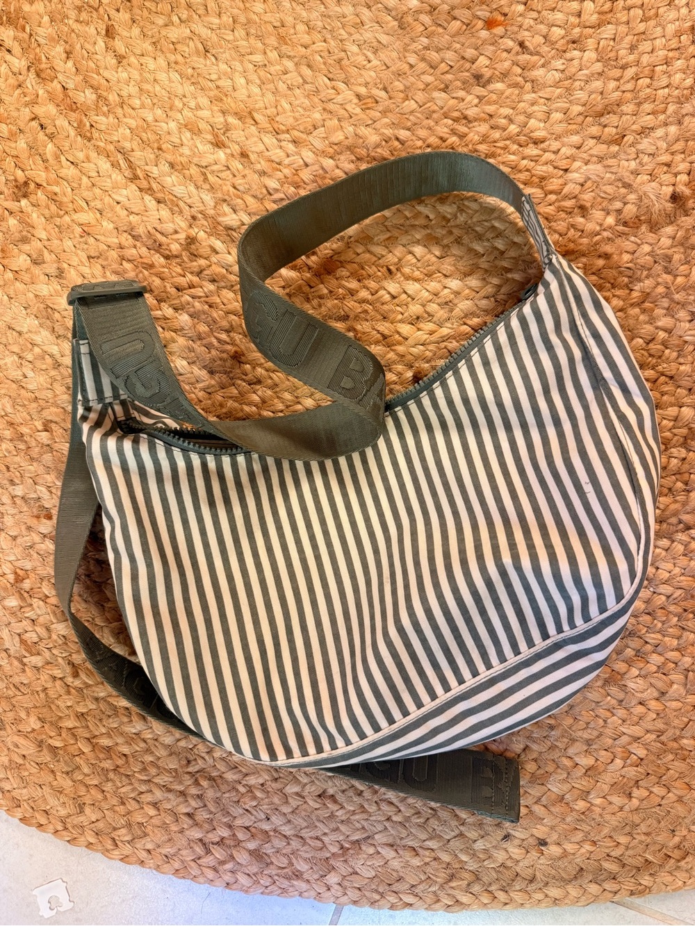BAGGU Medium Nylon Crescent Crossbody in Sage and White Stripe